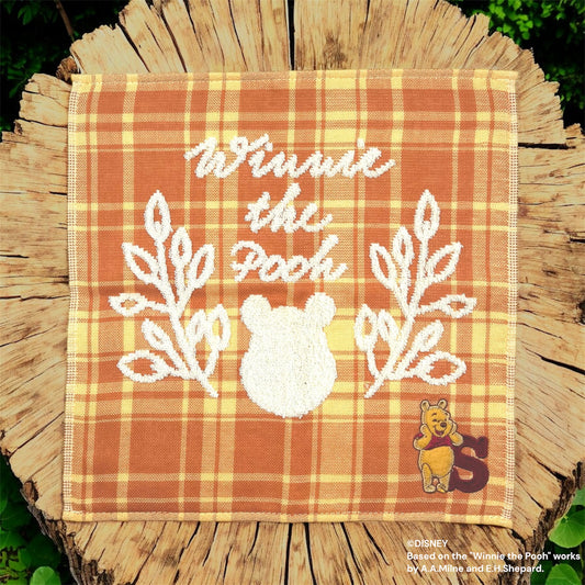 タオルハンカチ　イニシャルチェック　プー（S）