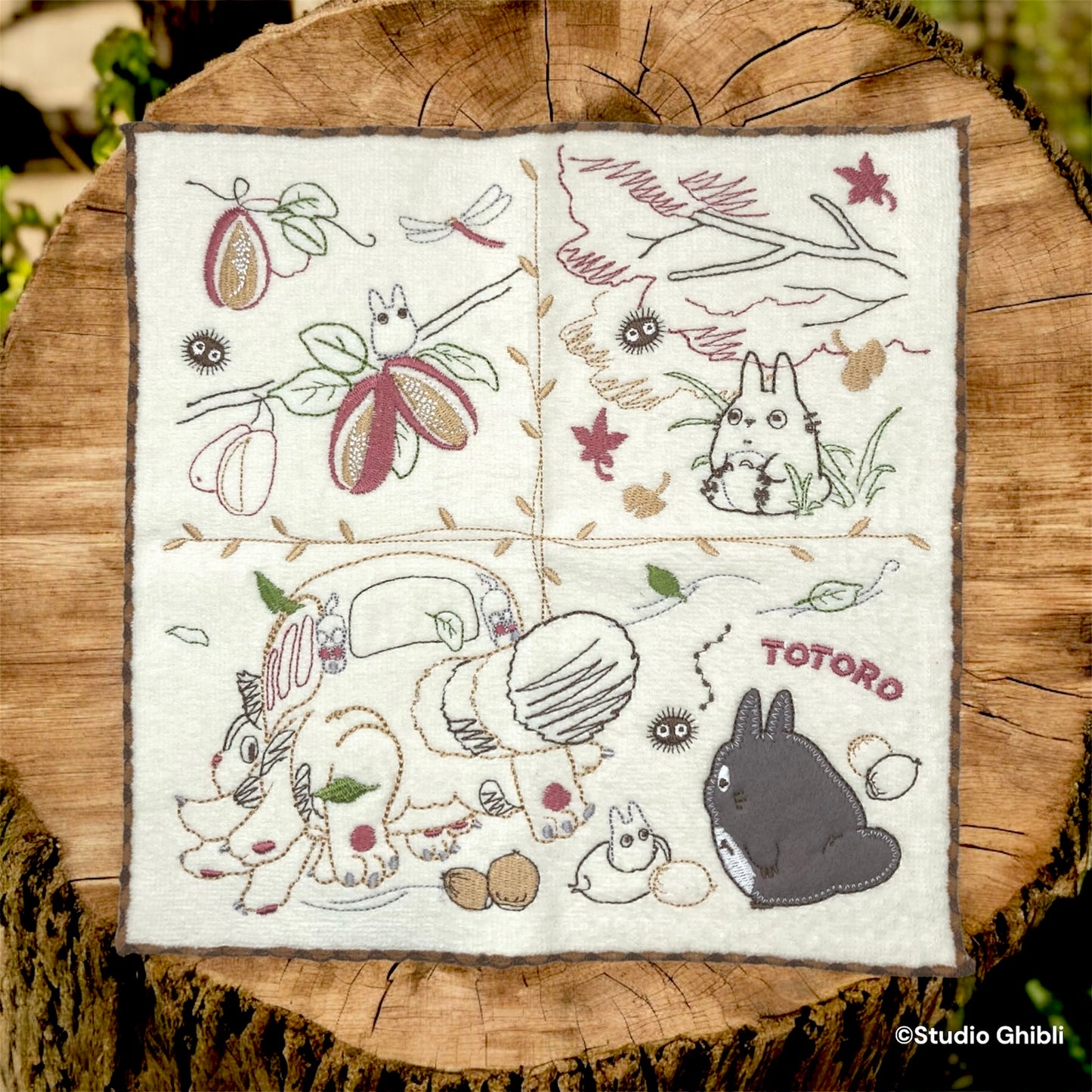 ミニタオル　秋のいろどり　となりのトトロ