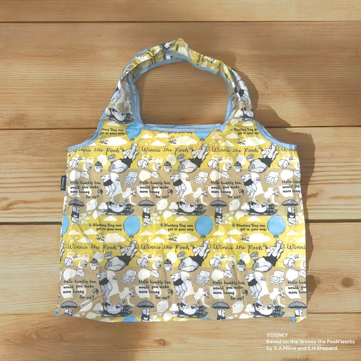 折りたたみエコバッグ　くまのプーさん　風船とプーさん