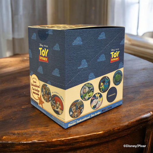 【1BOX 12個入り】シークレットデニム刺繍缶バッジ　トイ・ストーリー