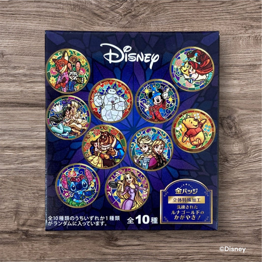 【単品】金バッジ　ディズニーキャラクター　マルチ4